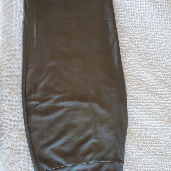 NWOT Re:Named Vegan Leather Midi Skirt Revolve NBD - Picture 4 of 6